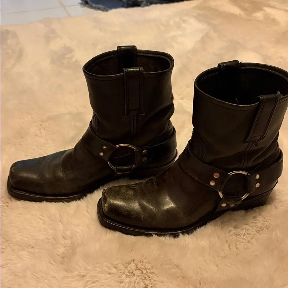 Frye Black Leather Women Harness Boots - Picture 5 of 8